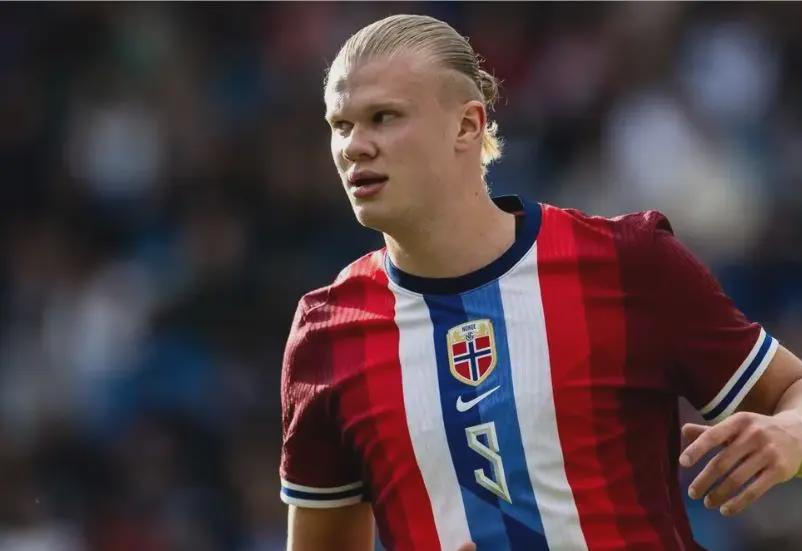 C罗随沙特王储参加白宫晚宴，特朗普称其儿子是C罗铁粉（C罗陪同沙特王储出席白宫晚宴，特朗普称其子是C罗忠粉）