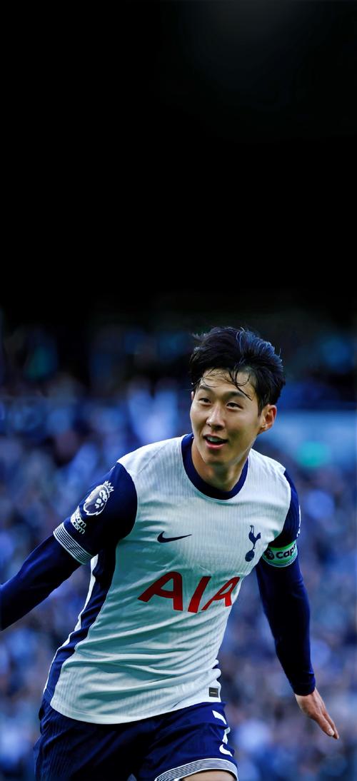 英超半场：孔萨失误+造越位失败酿失球，维拉1-2西汉姆联（英超半场：孔萨送礼+越位战术失效致丢球，维拉暂1-2落后西汉姆联）