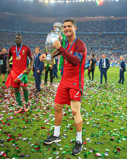 芒特：中场DNA已刻入灵魂！踢10号位？防守必须拉满