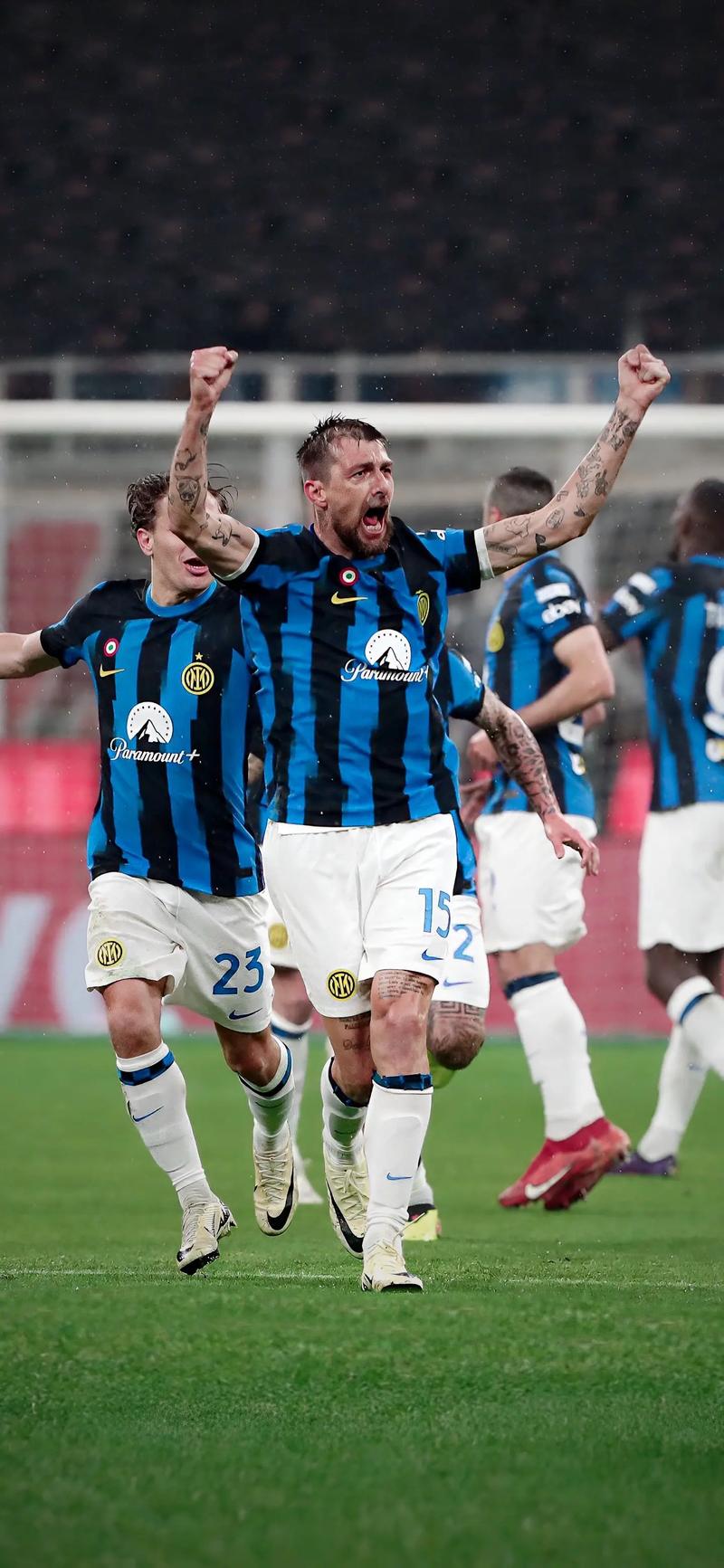 欧冠半场：蒂尔破门，阿尔瓦雷斯扳平，埃因霍温1-1马竞（欧冠半场战报：蒂尔先开纪录，阿尔瓦雷斯扳平，埃因霍温暂1-1马竞）