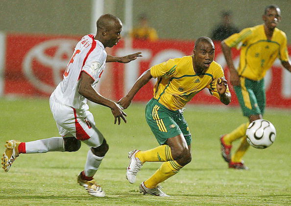 随着皇马3-0，西甲最新积分榜出炉：皇马紧咬领头羊（3-0大胜后，皇马在西甲最新积分榜上紧追榜首）